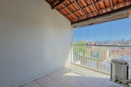 Casa à venda com 406m², 4 quartos e 3 vagasQuarto 2