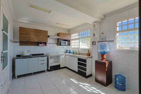 Casa à venda com 406m², 4 quartos e 3 vagasCozinha