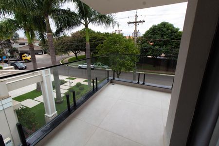 Casa de condomínio para alugar com 531m², 4 quartos e 4 vagas Casa de condomínio para alugar com 531m², 4 quartos e 4 vagasVaranda