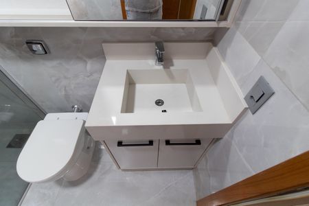 Casa de condomínio para alugar com 531m², 4 quartos e 4 vagas Casa de condomínio para alugar com 531m², 4 quartos e 4 vagasBanheiro Suíte 1