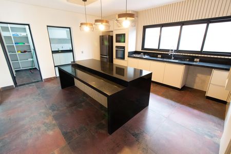 Casa de condomínio para alugar com 531m², 4 quartos e 4 vagas Casa de condomínio para alugar com 531m², 4 quartos e 4 vagasCozinha