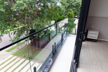 Casa de condomínio para alugar com 531m², 4 quartos e 4 vagas Casa de condomínio para alugar com 531m², 4 quartos e 4 vagasSacada Suíte 4