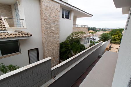 Casa de condomínio para alugar com 531m², 4 quartos e 4 vagas Casa de condomínio para alugar com 531m², 4 quartos e 4 vagasVista Suíte 2