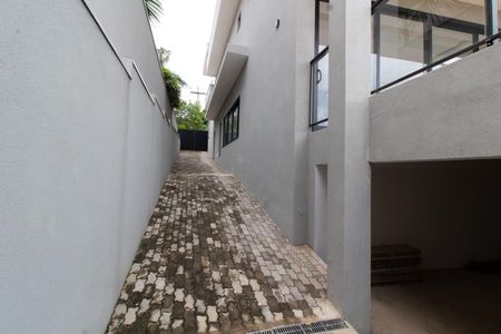 Casa de condomínio para alugar com 531m², 4 quartos e 4 vagas Casa de condomínio para alugar com 531m², 4 quartos e 4 vagasGaragem