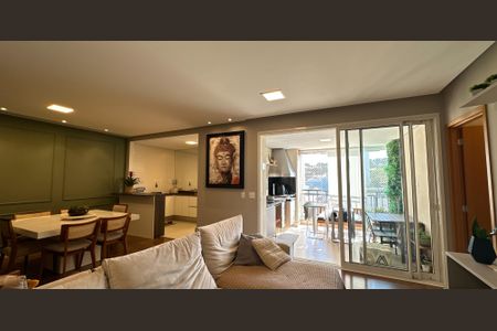 Apartamento à venda com 117m², 3 quartos e 2 vagasSala