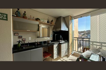 Apartamento à venda com 117m², 3 quartos e 2 vagasChurrasqueira