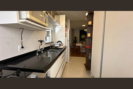 Apartamento à venda com 117m², 3 quartos e 2 vagasCozinha