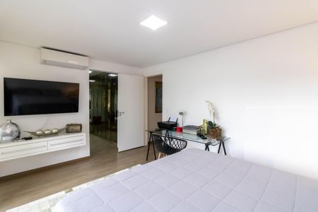 Casa à venda com 182m², 3 quartos e 3 vagasSuíte 1