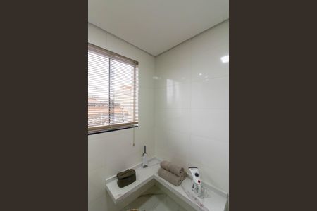 Casa à venda com 182m², 3 quartos e 3 vagasBanheiro Suíte 1