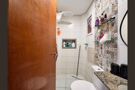 Apartamento à venda com 78m², 2 quartos e 1 vagaBanheiro