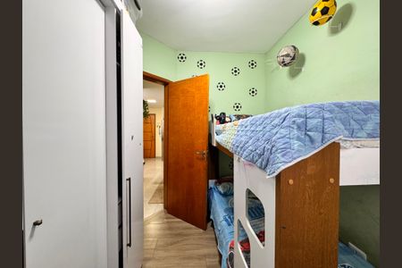 Apartamento à venda com 78m², 2 quartos e 1 vagaQuarto 2
