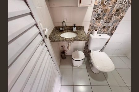 Apartamento à venda com 78m², 2 quartos e 1 vagaBanheiro de Serviço