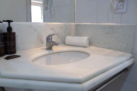 Apartamento para alugar com 34m², 1 quarto e sem vagaBanheiro