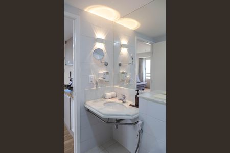 Studio para alugar com 34m², 1 quarto e sem vaga Studio para alugar com 34m², 1 quarto e sem vagaBanheiro