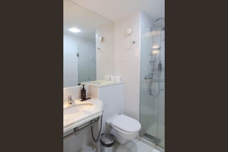 Studio para alugar com 34m², 1 quarto e sem vaga Studio para alugar com 34m², 1 quarto e sem vagaBanheiro