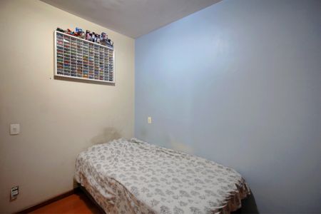 Apartamento à venda com 107m², 4 quartos e 3 vagasQuarto 2