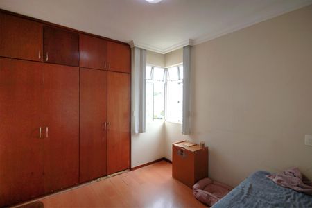 Apartamento à venda com 107m², 4 quartos e 3 vagasSuite