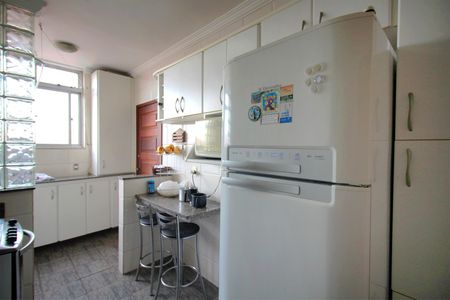 Apartamento à venda com 107m², 4 quartos e 3 vagasCozinha