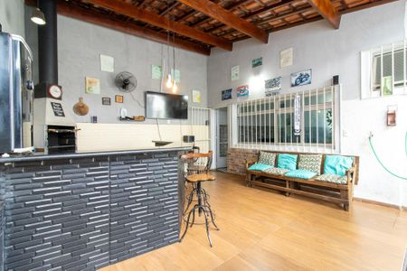 Casa à venda com 240m², 3 quartos e 2 vagasÁrea gourmet