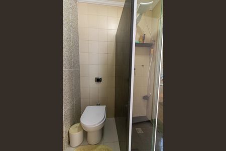 Casa à venda com 240m², 3 quartos e 2 vagasBanheiro