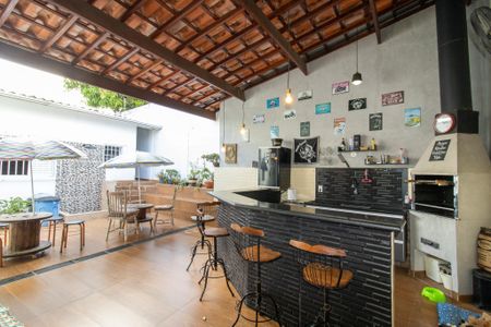 Casa à venda com 240m², 3 quartos e 2 vagasÁrea gourmet