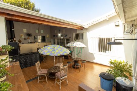 Casa à venda com 240m², 3 quartos e 2 vagasÁrea gourmet