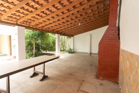 Casa à venda com 143m², 3 quartos e 2 vagasChurrasqueira