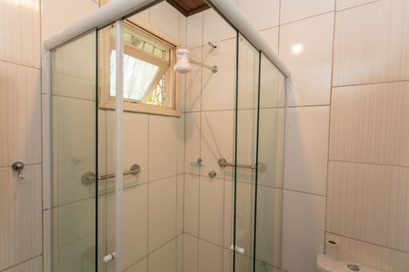 Casa à venda com 143m², 3 quartos e 2 vagasBanheiro