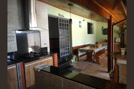 Casa à venda com 220m², 2 quartos e 3 vagas Casa à venda com 220m², 2 quartos e 3 vagasFoto 43