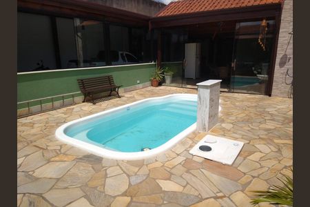 Casa à venda com 220m², 2 quartos e 3 vagas Casa à venda com 220m², 2 quartos e 3 vagasFoto 12