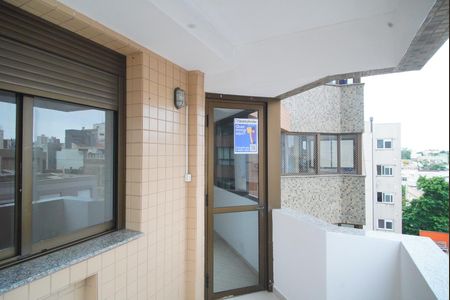 Apartamento para alugar com 100m², 3 quartos e 2 vagasAdesivo na Varanda