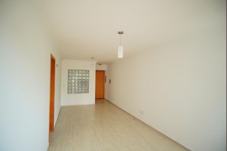 Apartamento para alugar com 100m², 3 quartos e 2 vagasSala