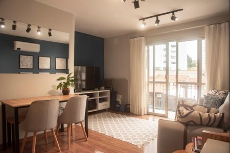 Apartamento para alugar com 64m², 2 quartos e 2 vagasSala
