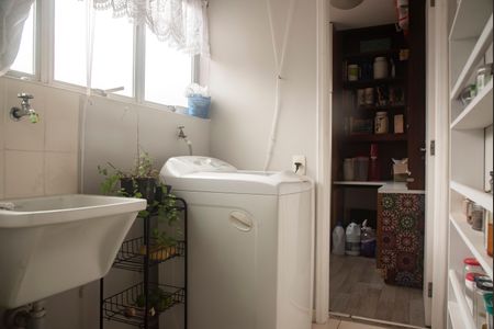 Apartamento para alugar com 64m², 2 quartos e 2 vagasÁrea de Serviço