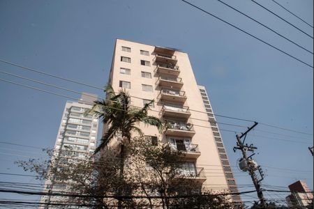 Apartamento para alugar com 64m², 2 quartos e 2 vagasFachada