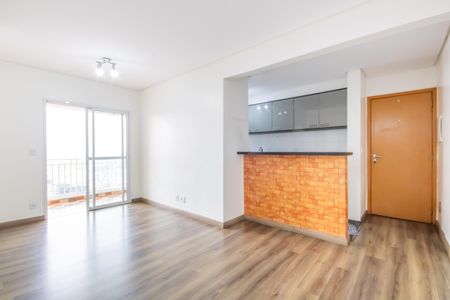 Apartamento à venda com 74m², 3 quartos e 1 vaga Apartamento à venda com 74m², 3 quartos e 1 vagaSala