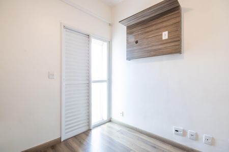 Apartamento à venda com 74m², 3 quartos e 1 vaga Apartamento à venda com 74m², 3 quartos e 1 vagaSuíte