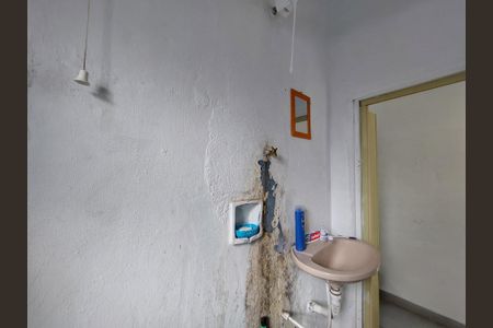 Casa à venda com 465m², 4 quartos e 1 vaga Casa à venda com 465m², 4 quartos e 1 vagaBanheiro Edícula