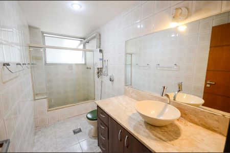 Apartamento à venda com 140m², 4 quartos e 1 vagaBanheiro Social