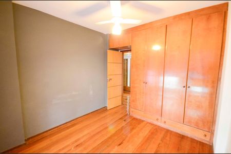 Apartamento à venda com 140m², 4 quartos e 1 vagaQuarto 1