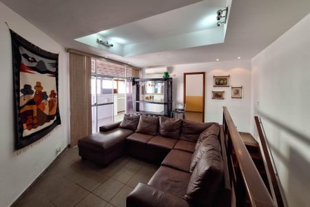 Apartamento à venda com 245m², 4 quartos e 2 vagas Apartamento à venda com 245m², 4 quartos e 2 vagasSala 2