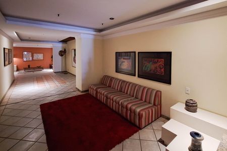 Apartamento à venda com 245m², 4 quartos e 2 vagas Apartamento à venda com 245m², 4 quartos e 2 vagasÁrea comum