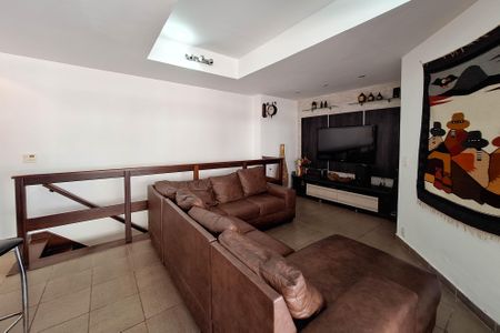 Apartamento à venda com 245m², 4 quartos e 2 vagas Apartamento à venda com 245m², 4 quartos e 2 vagasSala 2