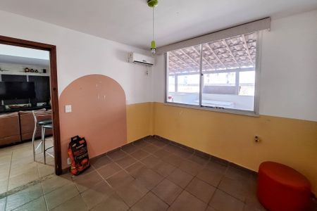 Apartamento à venda com 245m², 4 quartos e 2 vagas Apartamento à venda com 245m², 4 quartos e 2 vagasSuíte 2