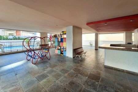 Apartamento à venda com 245m², 4 quartos e 2 vagas Apartamento à venda com 245m², 4 quartos e 2 vagasÁrea comum