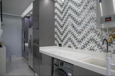 Apartamento à venda com 64m², 1 quarto e 1 vagaÁrea de Serviço