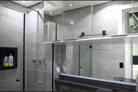 Apartamento à venda com 64m², 1 quarto e 1 vagaBanheiro da Suite