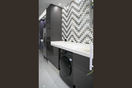 Apartamento à venda com 64m², 1 quarto e 1 vagaÁrea de Serviço