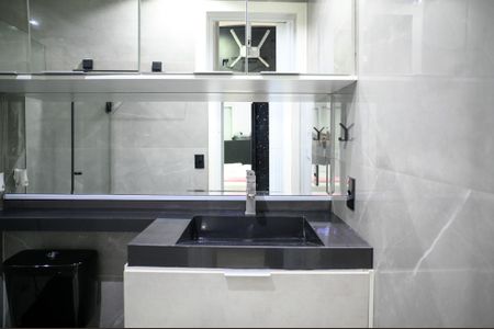 Apartamento à venda com 64m², 1 quarto e 1 vagaBanheiro da Suite