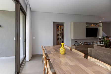Casa de condomínio à venda com 634m², 6 quartos e 6 vagasSala de Jantar
